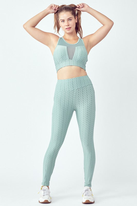 2 Piece 3D Textured Active Set