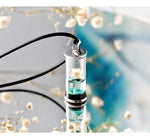 Load image into Gallery viewer, Dried Flowers Glass Bottle Necklace
