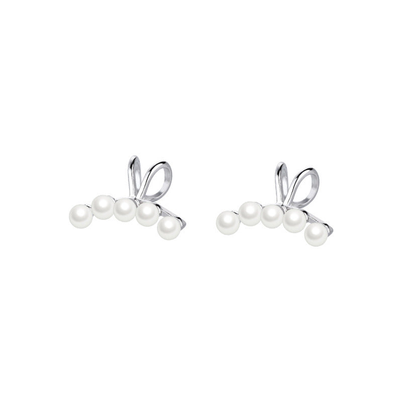 Silver Pearl Earclip