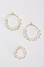 Load image into Gallery viewer, Noelle Natural Pearl Hoop Earring and Ring Set
