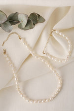 Load image into Gallery viewer, Maia Natural Pearl Bracelet and Necklace Set
