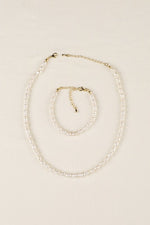 Load image into Gallery viewer, Vivian Natural Pearl Bracelet and Necklace Set
