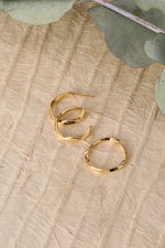 Load image into Gallery viewer, Saige Gold Ripple Ring and Earring Set
