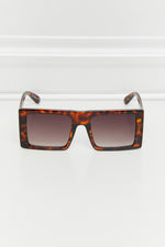 Load image into Gallery viewer, Square Polycarbonate Sunglasses
