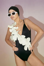 Load image into Gallery viewer, Flower Contrast One-Piece Swimsuit
